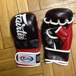 Customizable Custom Brand fairtex MMA Gloves PU Leather Adjustable Wrist Strap Hook Loop Martial Arts Boxing - Product Image 2