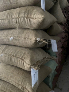 เมล็ดกาแฟโรบัสต้าคั่วบด รสชาติพิเศษ ระดับพรีเมียม 1 กก./ถุง สำหรับโรงแรมและร้านอาหารระดับหรู - Product Image 4