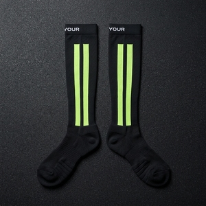 Chaussettes de compression légères et confortables pour la course à pied, les voyages et l'entraînement - Product Image 2