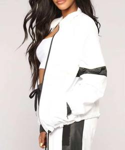 Chaqueta Deportiva Impermeable y Cortavientos Personalizada 2026 de Alta Calidad para Mujer, con Cierre, Transpirable y Resistente, OEM - Product Image 2