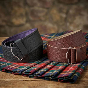 Cinturón Escocés de Cuero Repujado con León Rampante y Cardo Celta - Regalo Celta para Hombres - Product Image 4