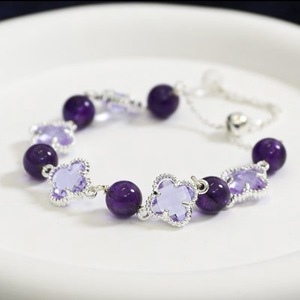 Pulsera de Trébol de Cuatro Hojas con Cristal de Amatista Transparente Rosa, Amuleto de la Suerte Feng Shui, Joyería Minimalista para Mujer - Product Image 1