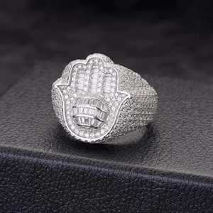 Anillo de Plata de Ley 925 con Mano de Hamsa y Moissanita, Acabado en Oro Blanco, Banda con Diamantes Engastados, Joyería para Bodas y Fiestas - Product Image 5