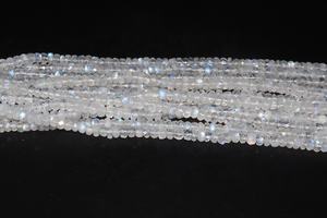 Cuentas Rondelle facetadas de piedra lunar arcoíris natural Cuentas de piedra lunar de 5mm con diseño facetado único - Product Image 6