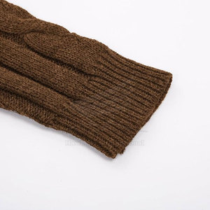 Suéter de Punto Clásico para Hombre, Estilo Invernal, con Logotipo Frontal, 100% Algodón/Lana, Atuendo Casual Elegante - Product Image 5