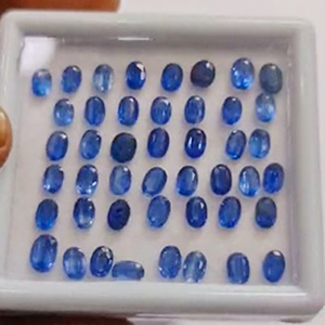 153 Piezas de Cianita Azul Natural de 6x4mm y 7x5mm, Facetada Ovalada, 90 Quilates, Lote Iroc Sales, Gemas Sueltas de Alta Calidad, US$90 por todo el lote - Product Image 3