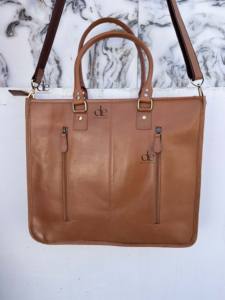 Sac fourre-tout en cuir sculpté à la main par un designer, élégant sac à main en cuir, sacs en cuir de vachette pour femmes, multi-usages - Product Image 3