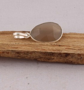 Natural Peach Moonstone Pendant in <b>Solid</b> 925 <b>Silver</b> Minimalist Oval Stone <b>Necklace</b> Simple Elegant Daily Wear Jewelry Manufacture - Product Image 6