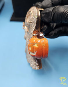 Pendentif fantôme citrouille Halloween glacé, breloque diamant hip-hop personnalisée, pendentif fantôme de dessin animé tendance - Product Image 2