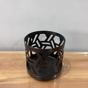 Portavelas Moderno de Metal Negro con Diseño Geométrico, Portavelas Decorativo para Decoración del Hogar - Product Image 2