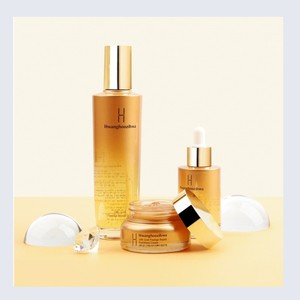 Kits de cuidado de la piel coreanos K-Beauty Hwanghoozihwa 24K Gold Prestige Repair, set básico de 3 piezas para el cuidado de la piel, hecho en Corea. - Product Image 4