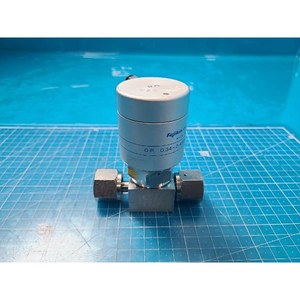 วาล์วไดอะแฟรมแบบแมนนวล FUJIKIN 316L-P 044256 มือสอง สภาพเดิม อะไหล่อุปกรณ์เซมิคอนดักเตอร์ยี่ห้อ Legacy - Product Image 4