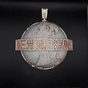 Colgante Unisex de Oro Sólido de 14K con Cristales de Laboratorio y Diamantes de Imitación, Temática 'El Mundo Es Mío', Certificado IGI, Joyería Hip Hop de Aleación Micro - Product Image 1