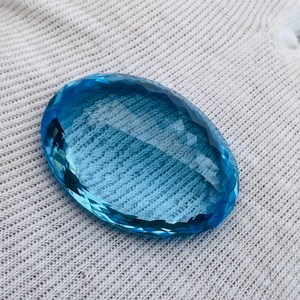Topaze bleue naturelle, taille ovale, grande taille 99,19 carats, qualité AAA, lustre parfait, disponible à prix avantageux. - Product Image 6