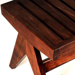 Banco de Comedor de Exterior Estilo Pierre Jeanneret, de Madera Maciza, con Patas en V y Asiento de Ratán, Diseño Moderno de Mediados de Siglo, Duradero, Artesanal, para Hotel, Venta al Por Mayor - Product Image 3