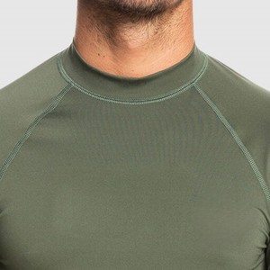 T-shirt de compression doux pour homme, extensible, respirant et confortable pour l'entraînement quotidien et le fitness - Product Image 4