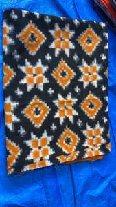 Tissu en coton léger Premium Telia Rumal Double Ikat à motif ethnique tissé pour vêtements, rideaux et ameublement - Product Image 6