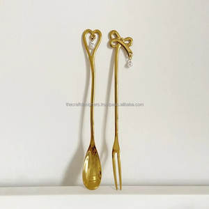 Ensemble de couverts écologiques Ensemble de couverts en acier et métal plaqué argent Poignée en bois Design unique Décoration de table Couverts à l'argenterie - Product Image 6