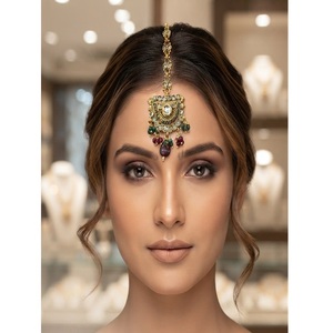 Impresionante joyería para el cabello Polki Mangtikka de latón chapado en oro de calidad premium para la colección de prendas de boda. - Product Image 1