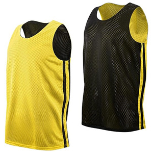 Uniformes de Baloncesto Personalizados Premium - Chaleco Sublimado Amarillo y Negro Unisex Transpirable sin Mangas - Product Image 3
