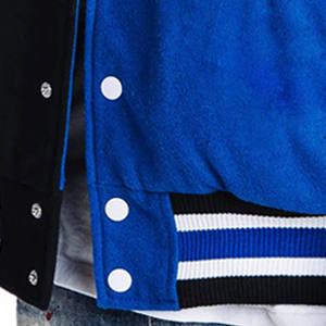 เสื้อแจ็คเก็ตวาร์ซิตี้แบบยูนิเซ็กซ์  วัสดุหนังและผ้า  รักษ์โลก  สไตล์พรีปปี้  สำหรับฤดูใบไม้ร่วง  ผ้าโพลีเอสเตอร์/คอตตอน  ตกแต่งด้วยผ้าปะติดปะต่อ  ปักตราสัญลักษณ์ด้านหน้า - Product Image 6