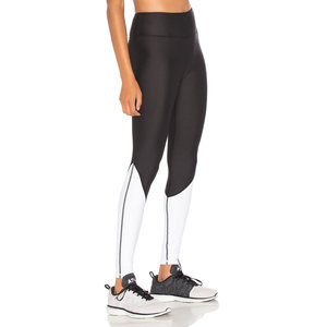 Leggings de yoga sans couture pour femmes en Spandex/Polyester, taille mi-haute, pour la gym, le fitness et la course à pied, vente en gros, personnalisables, durables - Product Image 4