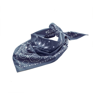 Green Cotton Bandana with Tiger <b>Print</b> Multifunctional Head Wrap for Casual Wear Unisex 50x50cm - Product Image 3