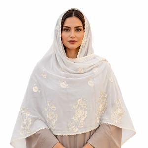 Al por mayor: Chales de gasa para mujer con pedrería y bordado floral, transpirables, para uso diario, elegantes, con borde festoneado, hiyab largo tipo pañuelo, a granel. - Product Image 1