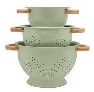 Ensemble de 3 passoires et égouttoirs en acier inoxydable couleur crème pour une précision culinaire accrue et des procédés de lavage et d'égouttage simplifiés - Product Image 5