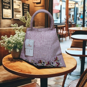 Bolso Tote de Algodón Hecho a Mano con Bordado Floral Amarillo de STUDIO N |   Bolso de Mano de Moda para Mujer, Duradero y de Alta Calidad |   Elegante y Reutilizable - Product Image 6