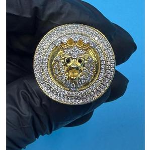 Anillo Hip Hop con Cabeza de León con Incrustaciones de Moissanita en Plata 925, Chapado en Oro Amarillo de 14K, Joyería Brillante para Hombre - Product Image 1