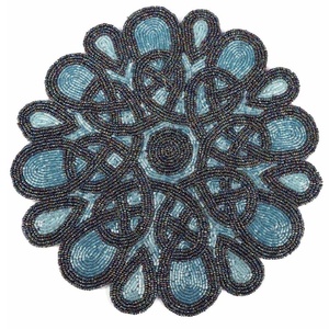 Vente chaude fait à la main rond perlé napperon ensemble de 2 verre perlé chargeur plaque tapis de Table pour manger vacances et événements spéciaux - Product Image 6