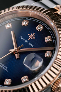 นาฬิกาข้อมือผู้ชาย รุ่น Round Alexander Ferros 8032D/05 หน้าปัดแซฟไฟร์ ตัวล็อคแบบผีเสื้อ ตัวเรือนสแตนเลสสตีล กันน้ำ ระบบจักรกลอัตโนมัติ แสดงผลแบบอนาล็อก - Product Image 5
