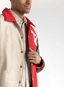 Veste universitaire en laine personnalisée de haute qualité pour hommes, imperméable au vent, pour l'hiver, avec broderie sur le devant - Product Image 3