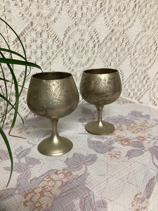 Ensemble de gobelets à vin vintage en métal, faits à la main, style antique, pour la maison, le bar, les dîners et les cadeaux - Product Image 6
