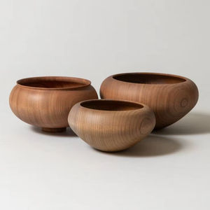 Bol en bois au design unique, personnalisable avec logo, vaisselle artisanale en bois, bol alimentaire pour usage quotidien, ustensiles de cuisine, bol en bois pour la maison et l'hôtel - Product Image 1