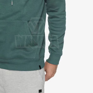 เสื้อฮู้ดดี้ผู้ชายอเนกประสงค์ ผลิตจากผ้าฝ้ายผสมคุณภาพพรีเมียมเพื่อความสบาย ให้ประสิทธิภาพสูง เสื้อฮู้ดดี้ผ้าฝ้ายผสมสำหรับผู้ชายเพื่อความสบายในทุกๆ วัน - Product Image 5