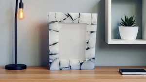 White Marble Resin <b>Photo</b> <b>Frame</b> Rectangle Picture <b>Frame</b> <b>Black</b> Stripe Decorative Gift for Home Wedding - Product Image 2