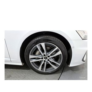 Audi A6 45 TFSI Quattro Premium 2023, 30,307 km, Volante a la Izquierda, Asientos de Cuero, Cámara Trasera - Product Image 5