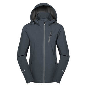 Chaqueta Softshell Ligera para Mujer, Hecha a Medida, Duradera, Cómoda y Adaptada a su Talla Exacta para Actividades al Aire Libre - Product Image 1