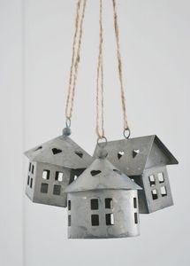 เครื่องประดับคริสต์มาสรูปทรงบ้านโลหะ สไตล์วินเทจ งานฝีมือตกแต่ง - Product Image 3