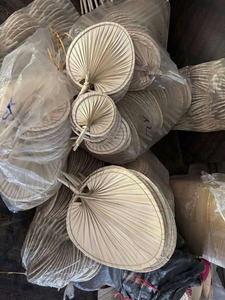 Abanico de Mano Bohemio de Ratán y Bambú para Despedida de Soltera, Boda en la Playa, Recuerdo Ecológico para Invitados - Product Image 3