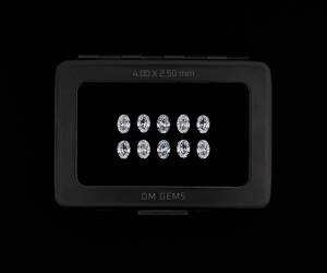 OM GEMS 4.0 X 2.5 MM Diamant de laboratoire ovale taillé, diamant en vrac pour grossistes, pureté E-F, clarté VVS-VS pour bijoux - Product Image 1