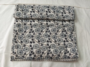 Juego de Edredón Acolchado de Algodón con Diseño Floral Clásico, Ecológico, para Todas las Estaciones, para Bodas y Hoteles, con un Número de Hilos de 300tc - Product Image 1