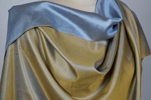 Designer Cashmere Silk <b>Blend</b> Reversible Stole for Women Ultra Soft Breathable Luxury Shawl Wrap with Dual-Sided Pattern - Product Image 4