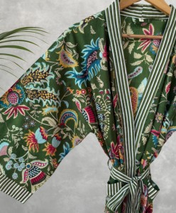 ODM Women Classic Floral Print Cotton Robe Long Sleeve Knee Length Soft Hand-Printed Kimono Bathrobe Supplier - Product Image 2