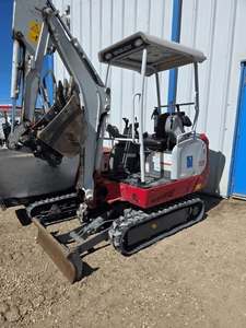 Mini-excavatrice Takeuchi durable, petite excavatrice sur chenilles avec construction robuste et système hydraulique puissant - Product Image 1