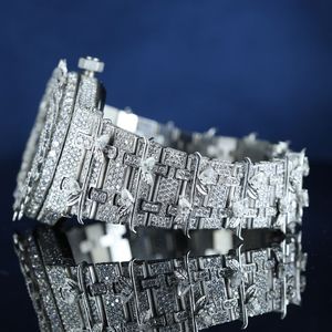 นาฬิกาแฟชั่นสุดฮิตปี 2026 ประดับเพชรเต็มเรือน สำหรับผู้ชาย สไตล์ฮิปฮอป หรูหรา ประดับเพชร ลายดอกไม้ นาฬิกาข้อมืออัตโนมัติสำหรับผู้ชาย - Product Image 5