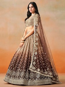 Elegant Beaded Organza <b>Lehenga</b> Set with V-Neck Crop Top and Floor-Length Skirt Candy Color Quick Dry for Bridesmaid Wear - Product Image 3