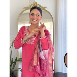 Hermoso conjunto de tela de gasa talla XL con top, pantalón y dupatta para fiestas - Product Image 3